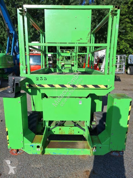 Plataforma Genie GS-2668 DC