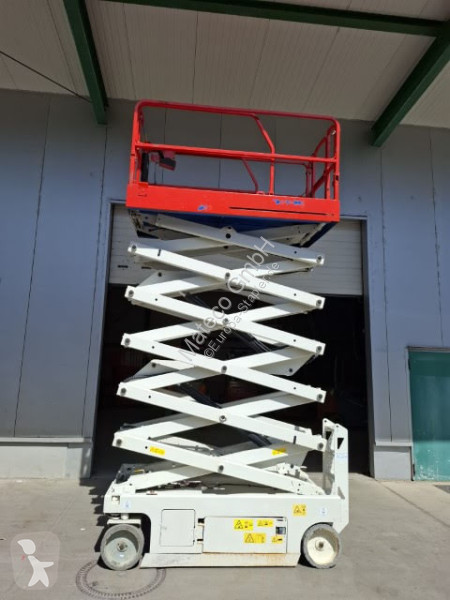 منصة تلسكوبية Genie GS-4047