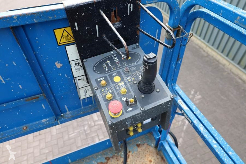 Lift JLG Electric, 12m Working Height, 450kg...