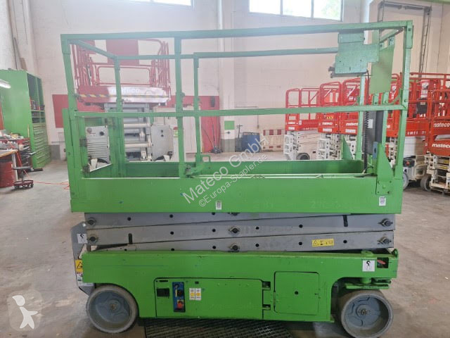 منصة تلسكوبية Genie GS-2032