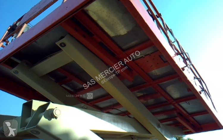 Nacelle JLG plateforme ciseaux automotrice diesel
