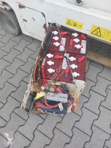 منصة تلسكوبية Genie GS-2032