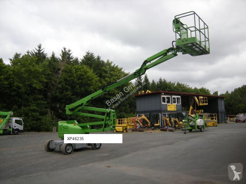 منصة تلسكوبية Genie Z45/25
