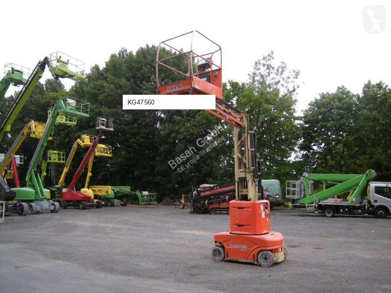 منصة تلسكوبية JLG Toucan 1010