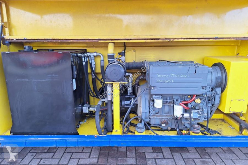 Gondola JLG Diesel, 4x4 Drive, 26m Working...
