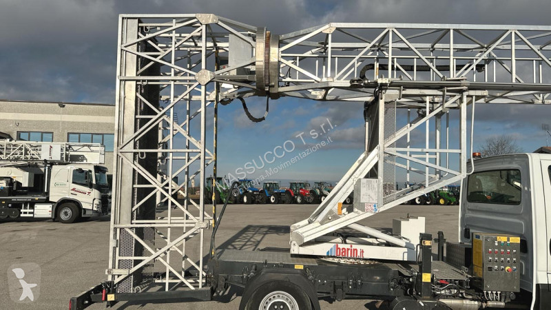 منصة تلسكوبية Iveco BARIN ABC 60-L