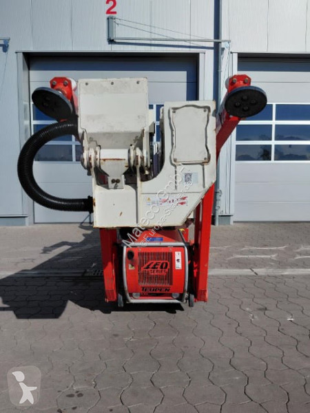 منصة تلسكوبية Teupen LEO 21 GT