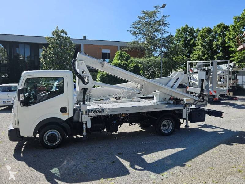 منصة تلسكوبية Multitel HX 200