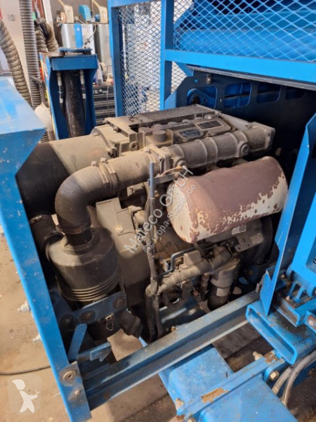 منصة تلسكوبية Genie GS4390
