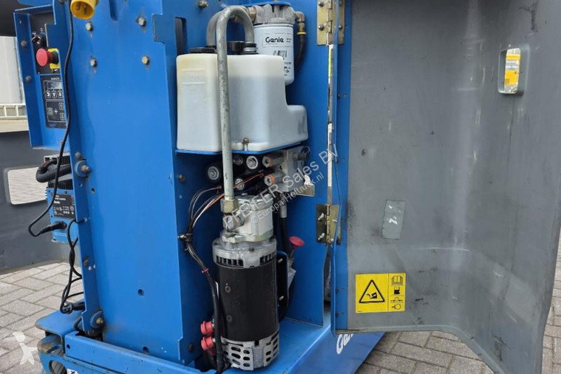 منصة تلسكوبية Genie Electric, 6.5m Working...