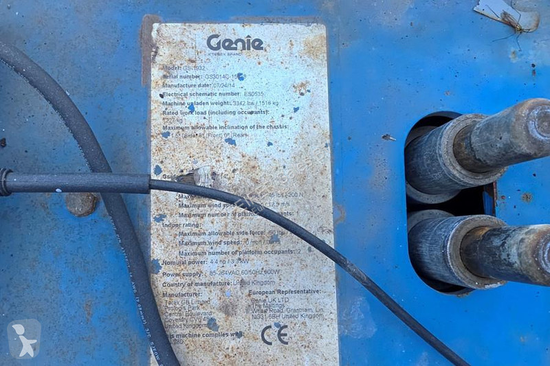 منصة تلسكوبية Genie GS1932 Electric, Working...