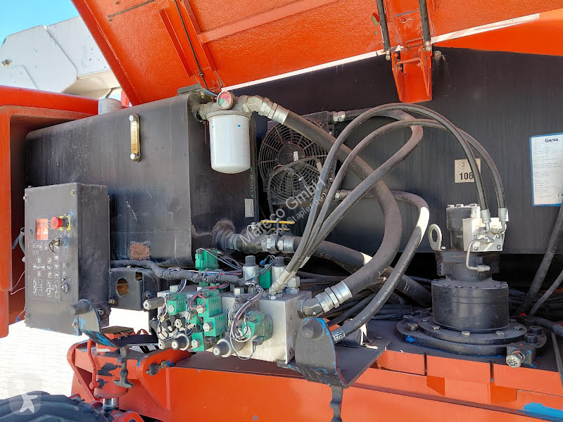 منصة تلسكوبية Genie Z80/60