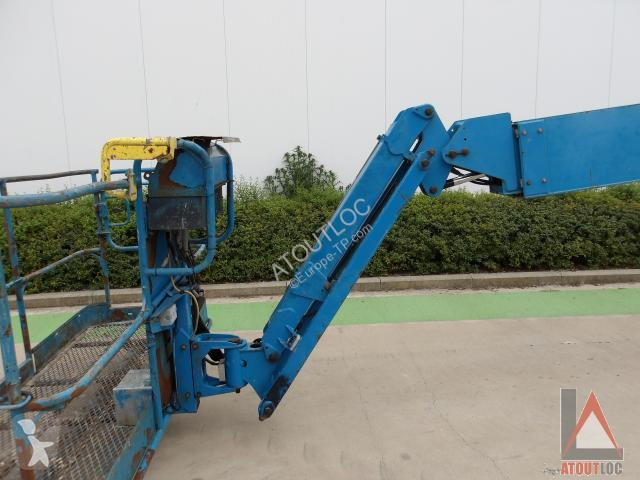 منصة تلسكوبية Genie TRAX