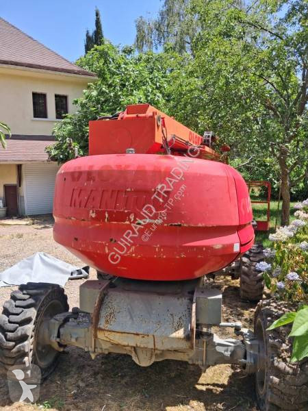 Автовышка Manitou