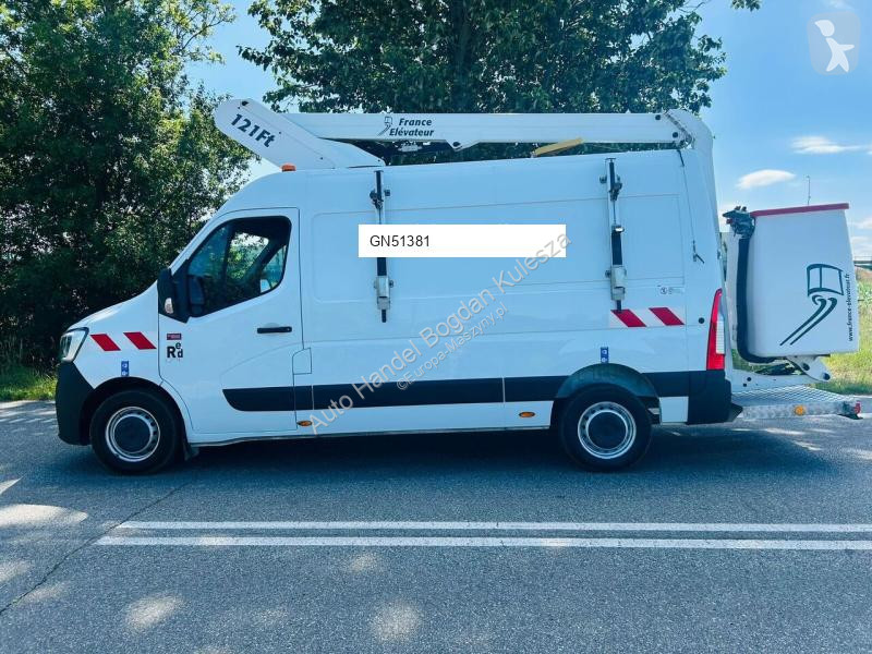 Lift Renault 121ft