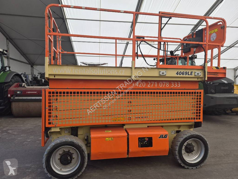 Plataforma elevadora JLG 4096 LE (Multiple...