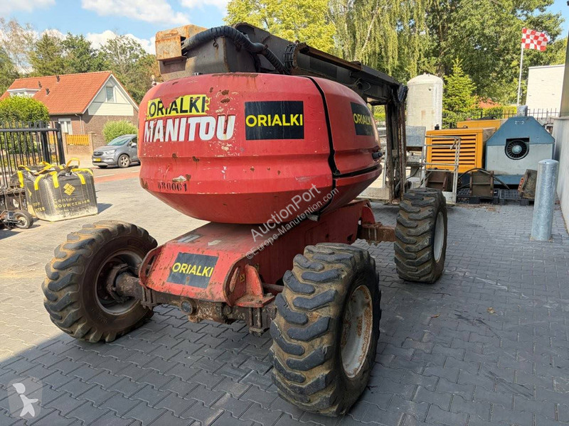 Plataforma elevadora Manitou