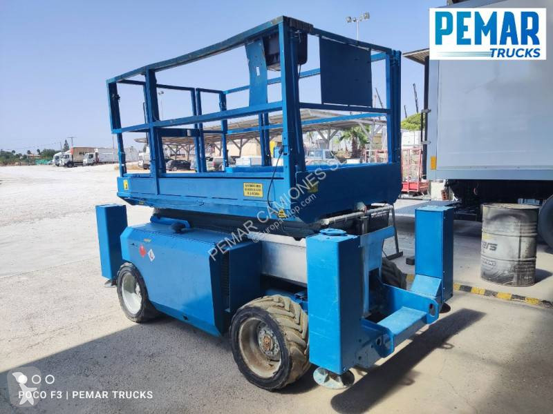 منصة تلسكوبية Genie GS3268RT
