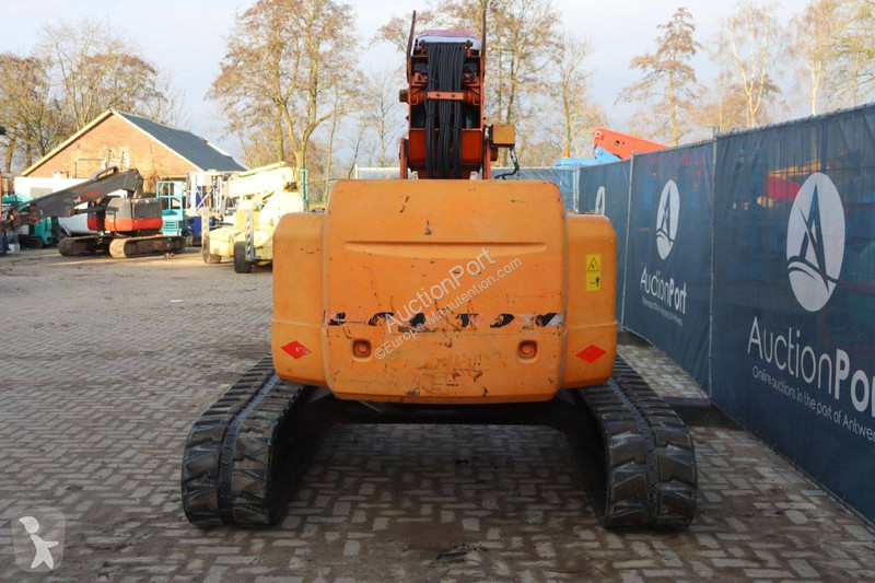 Nacela Hitachi HX140B