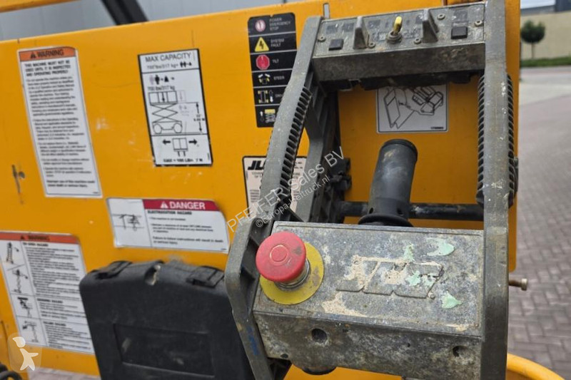 منصة تلسكوبية JLG Electric, 11.7m Working...