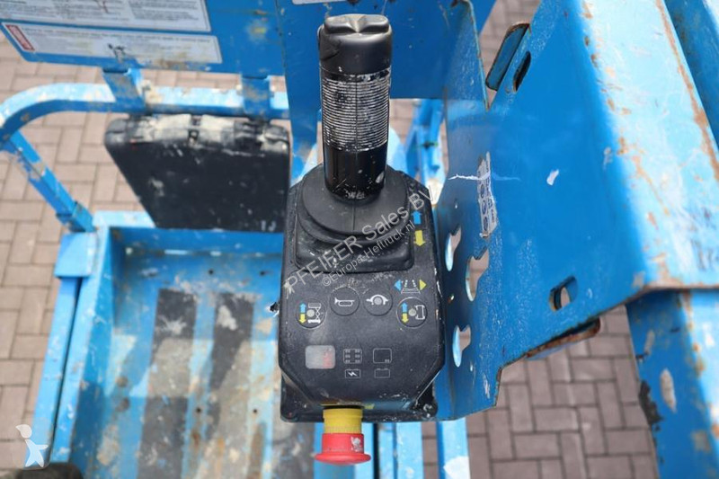 منصة تلسكوبية Genie Electric, Working Height...