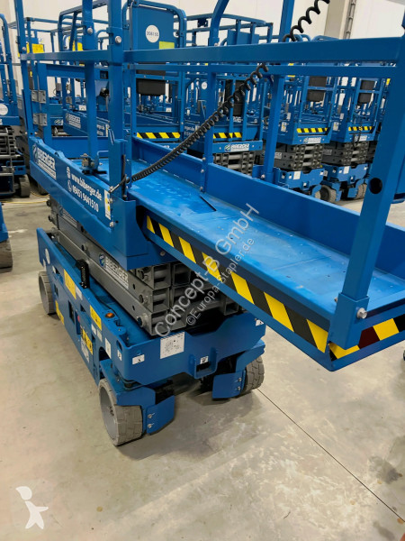 منصة تلسكوبية Genie GS 1932 E-Drive