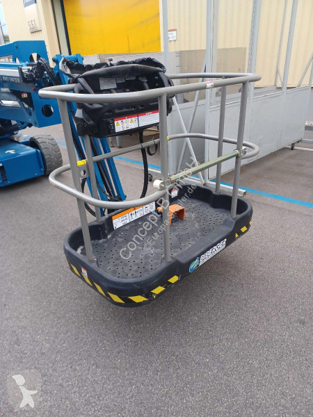 منصة تلسكوبية Niftylift HR17NE