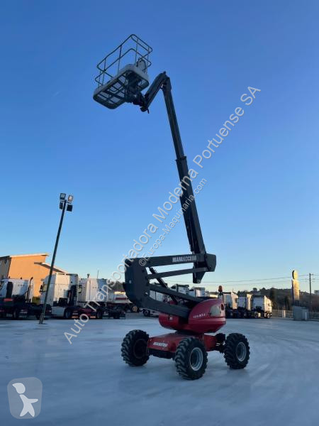 منصة تلسكوبية Manitou