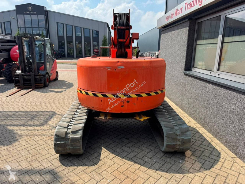 Автовышка Hitachi HX99B-2