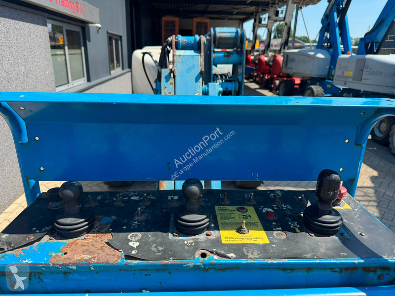 Gondola Genie Z45-25