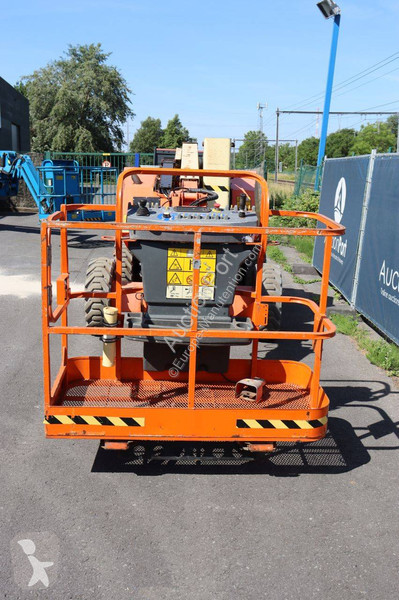 Автовишка JLG