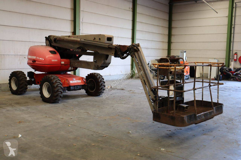Plataforma elevadora Manitou