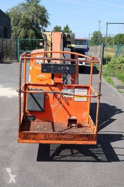 Автовишка JLG