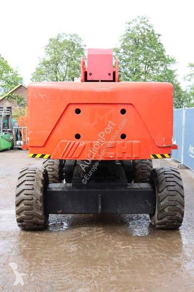 Plataforma elevadora Aichi SP18A