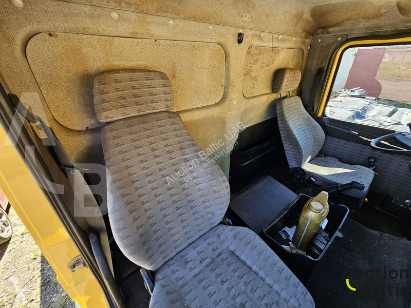 Plataforma elevadora MAN M90