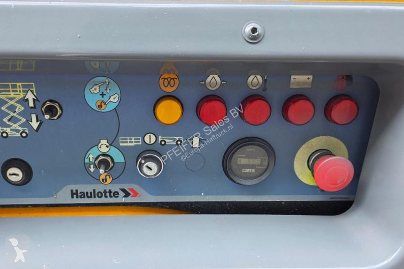 升降机 Haulotte Compact 12DX Diesel, 4x4 Drive,...