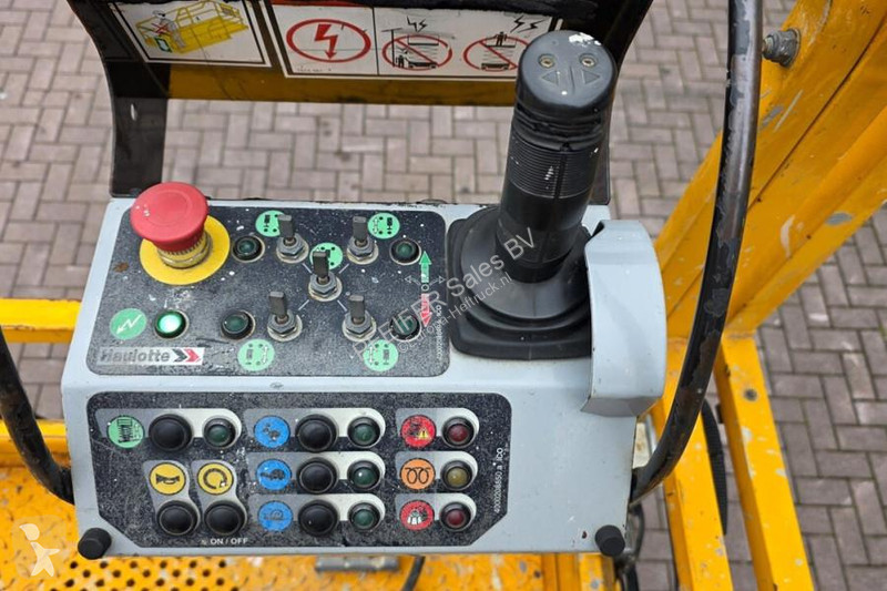 升降机 Haulotte Compact 12DX Diesel, 4x4 Drive,...