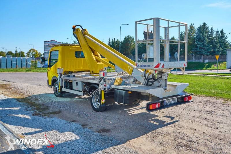 منصة تلسكوبية Multitel MT 162