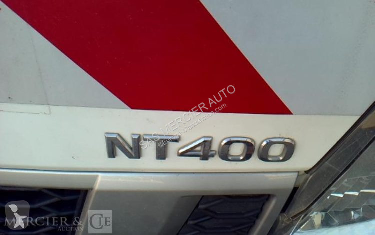 Автовышка Nissan