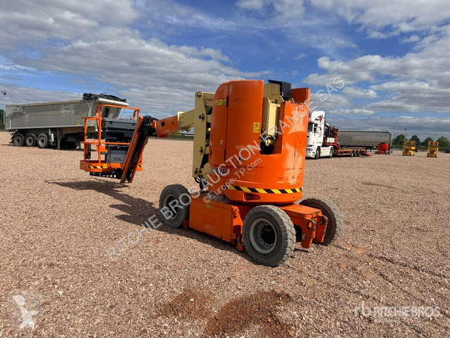 Автовышка JLG E300