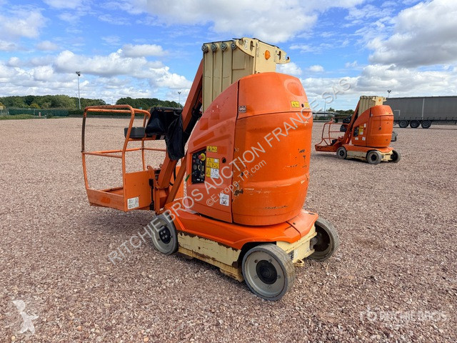 Plataforma elevadora JLG 10E
