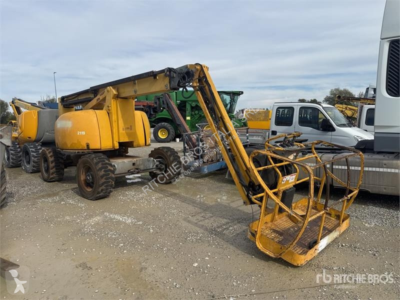 Plataforma Haulotte HA20 Articulating Boom Lift...