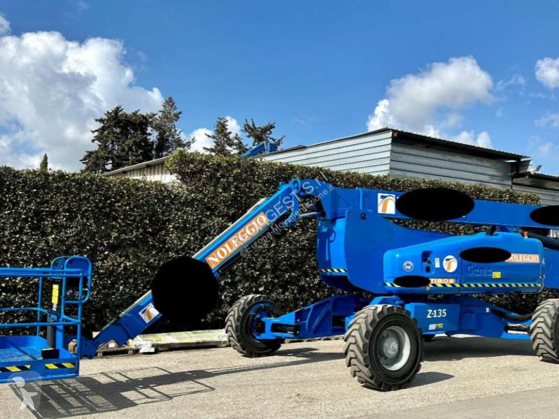 Plataforma Genie Z135/70