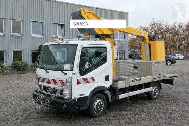 Nacelle Nissan NT 400 4x2, Klubb K 26, 11m, AC