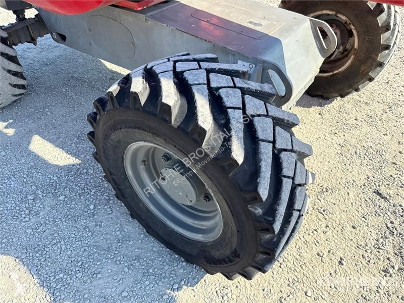 Автовышка Manitou