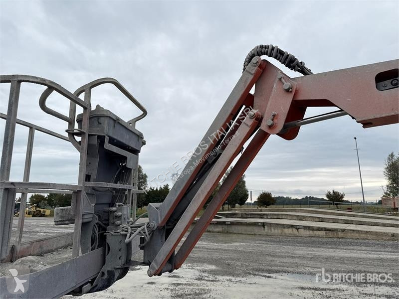 Автовышка JLG Articulating Boom Lift