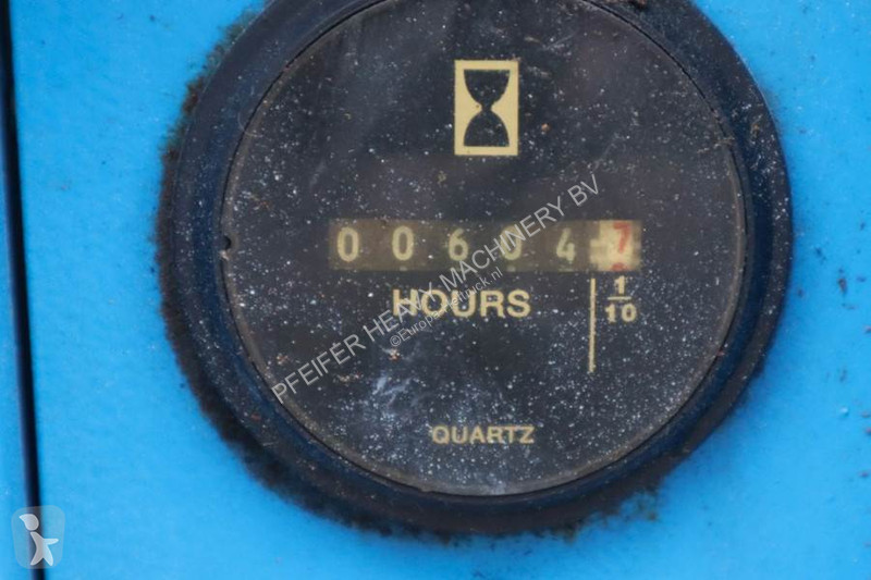 Piattaforma aerea Genie Electric, Working...