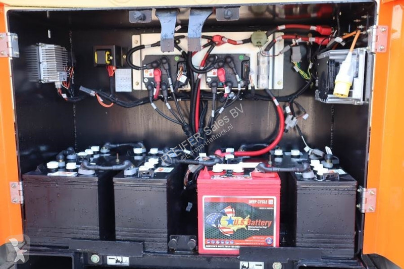 Hoogwerker JLG ERT3369 Unused, Electric, 12m...