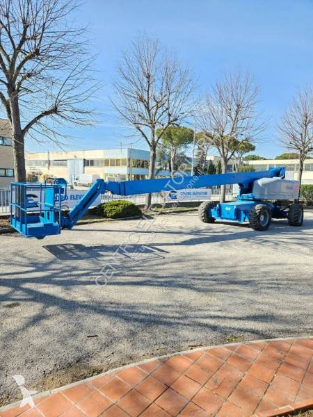 Piattaforma aerea Genie S85 4 WD