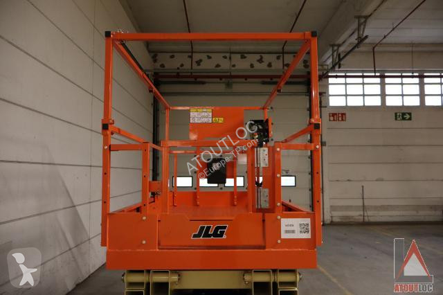 Piattaforma aerea JLG